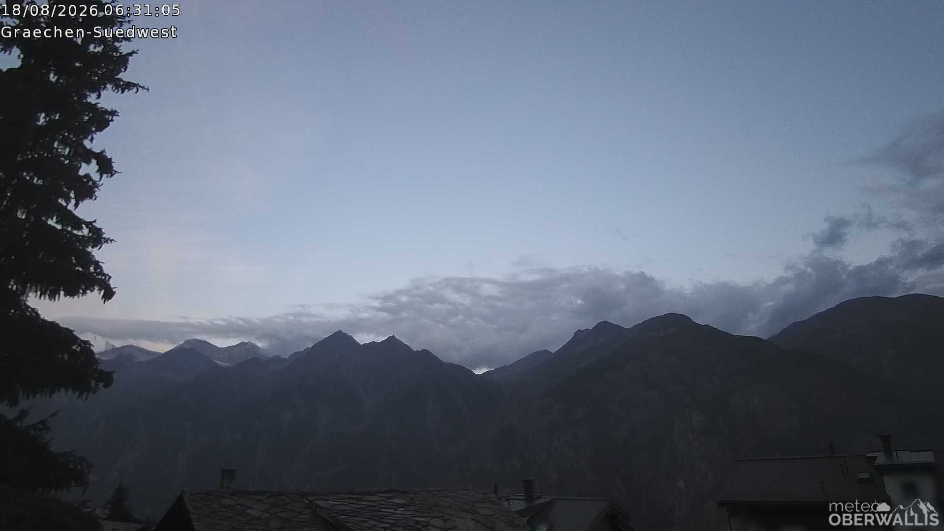 Archived image Webcam Grächen - South-West: Weisshorn