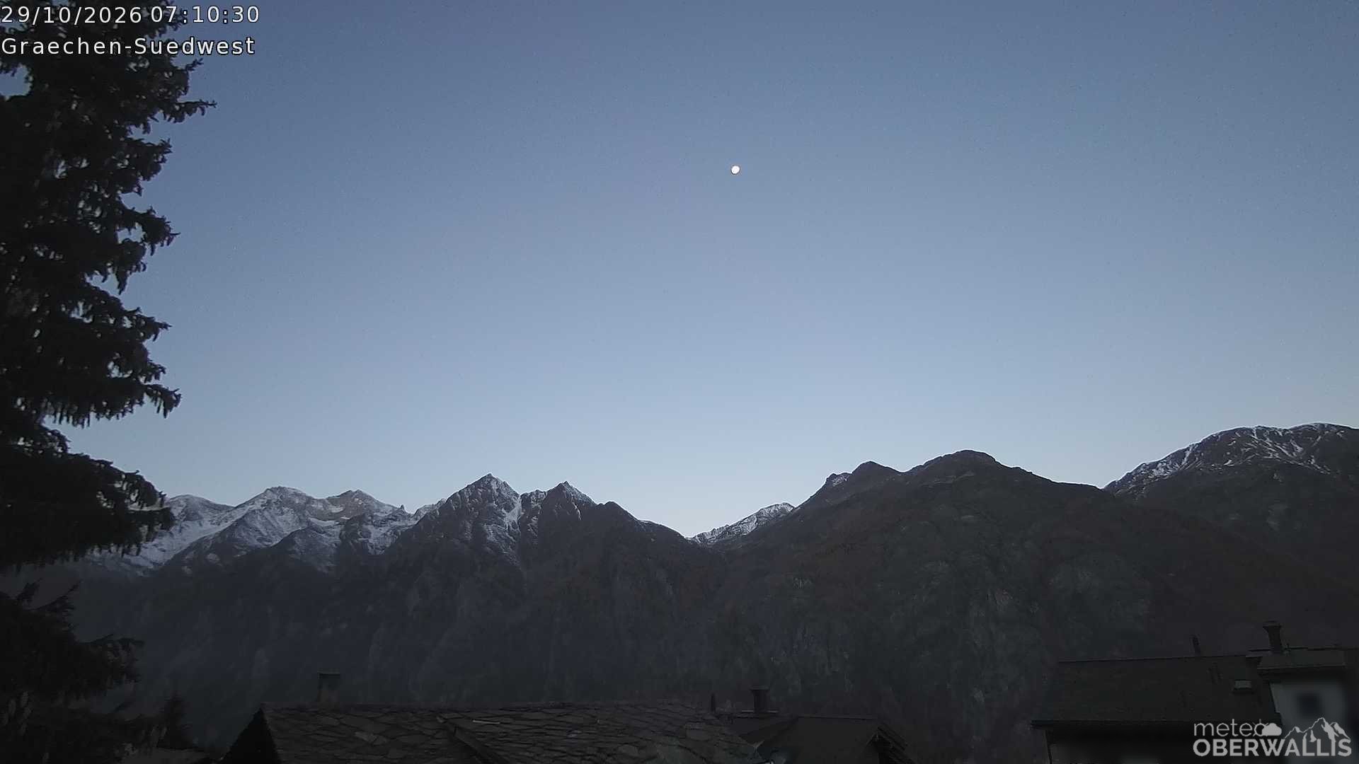 Archived image Webcam Grächen - South-West: Weisshorn