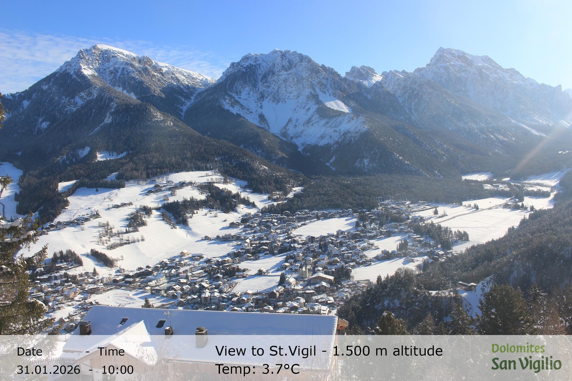 Archiv Foto Webcam Sicht auf St. Vigil in Enneberg im Südtiroler Pustertal (1.500 m)