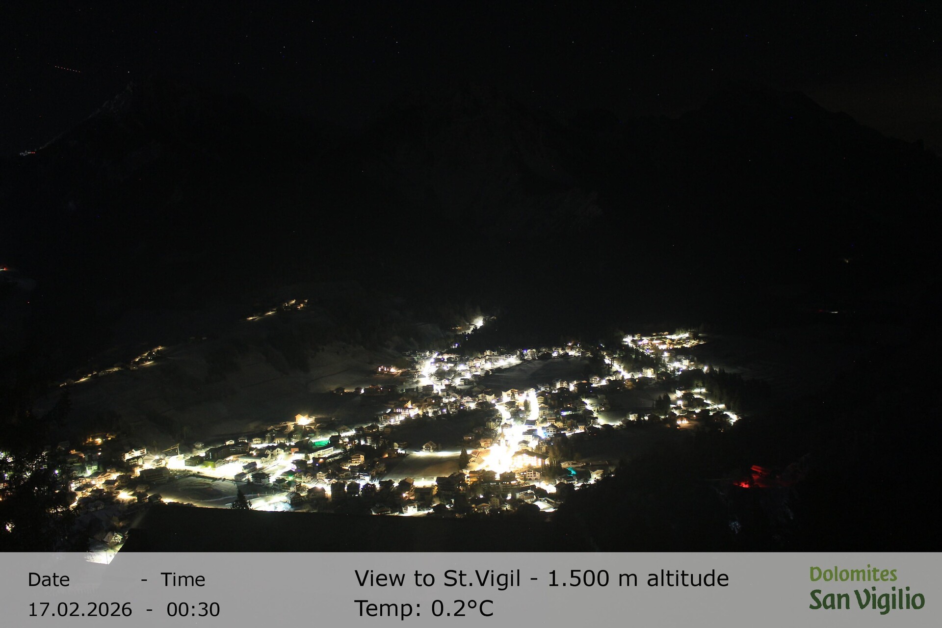 Archiv Foto Webcam Sicht auf St. Vigil in Enneberg im Südtiroler Pustertal (1.500 m)