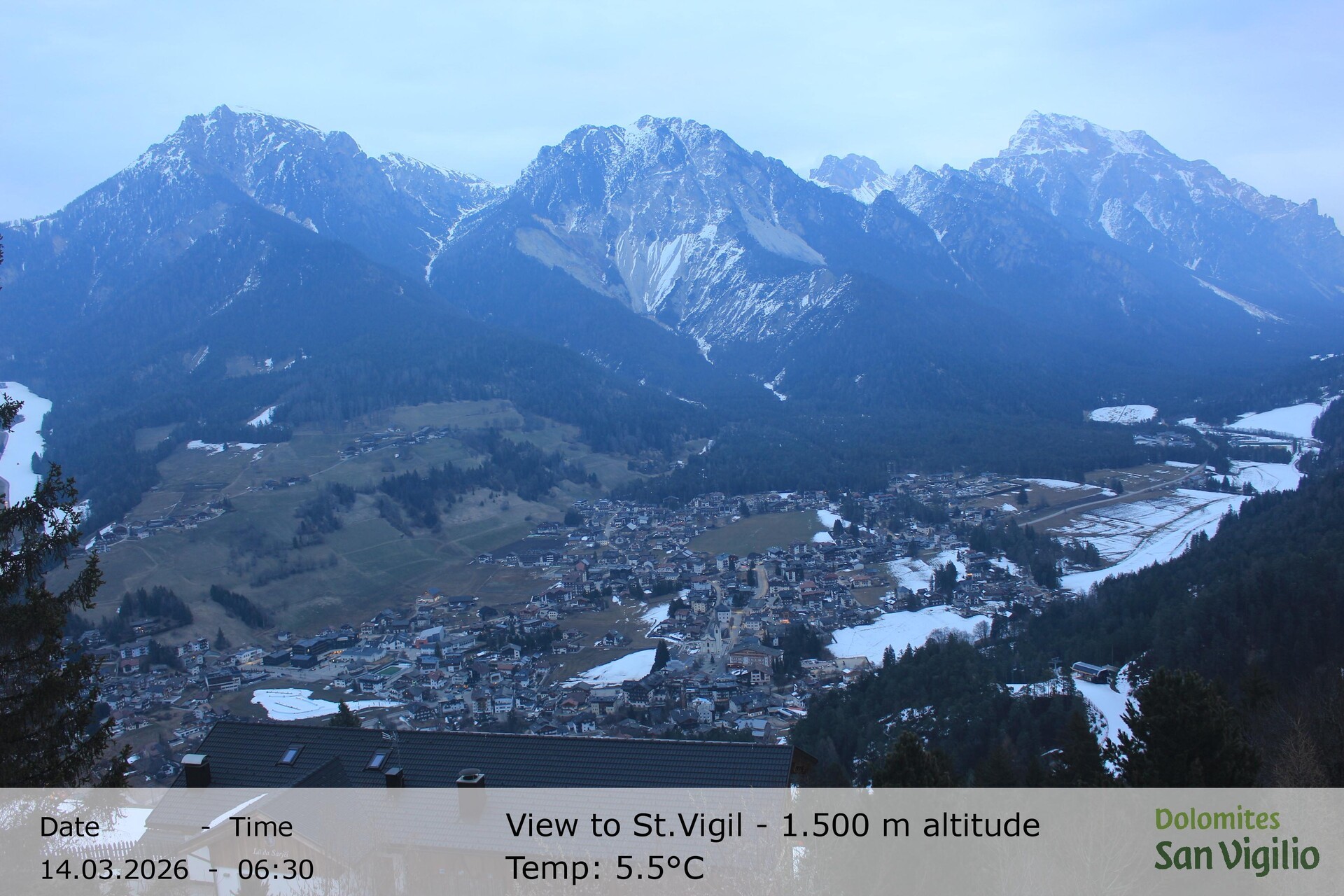 Archived image Webcam San Vigilio in South Tyrol at 1.500 m