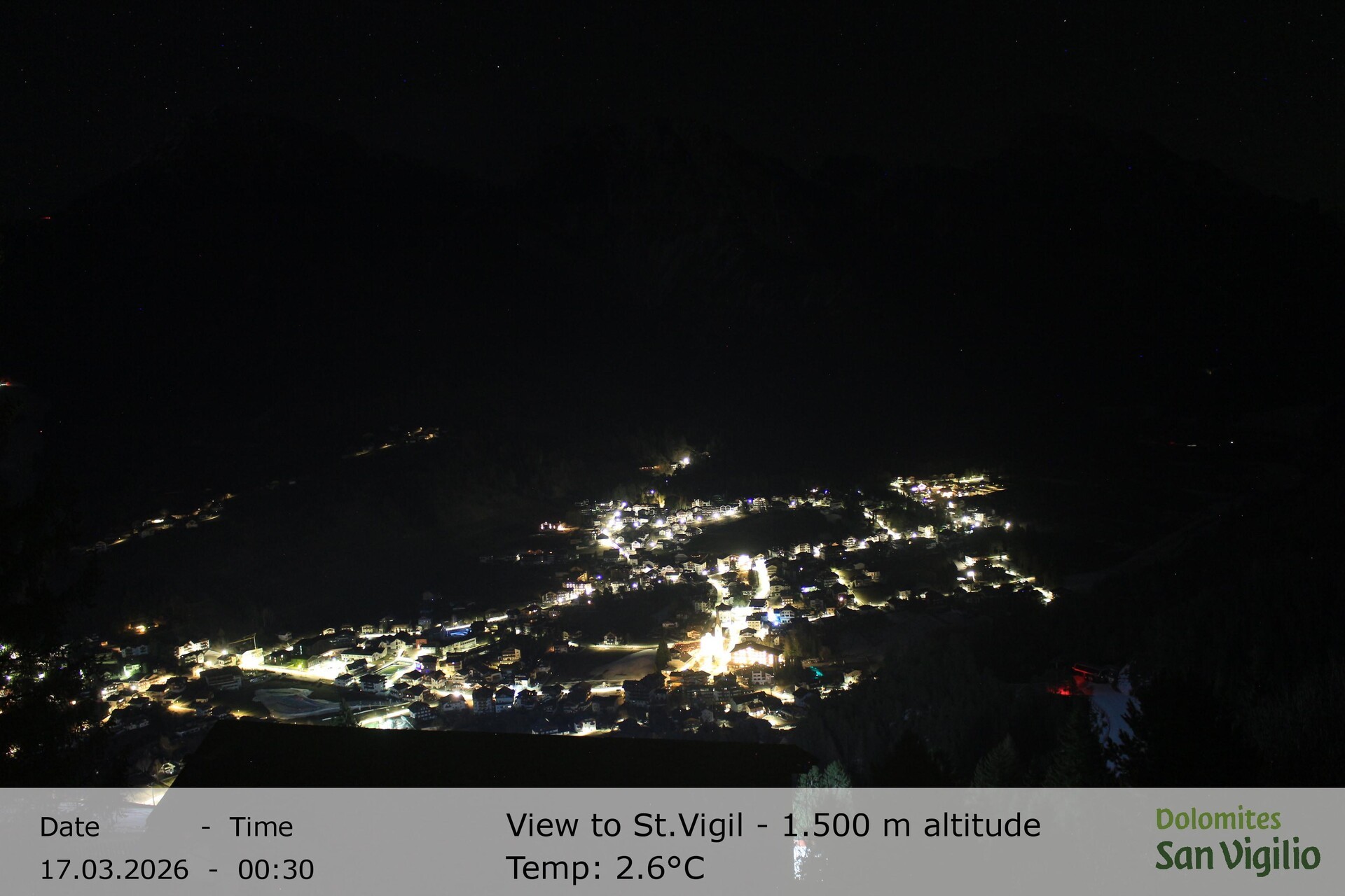 Archiv Foto Webcam Sicht auf St. Vigil in Enneberg im Südtiroler Pustertal (1.500 m)