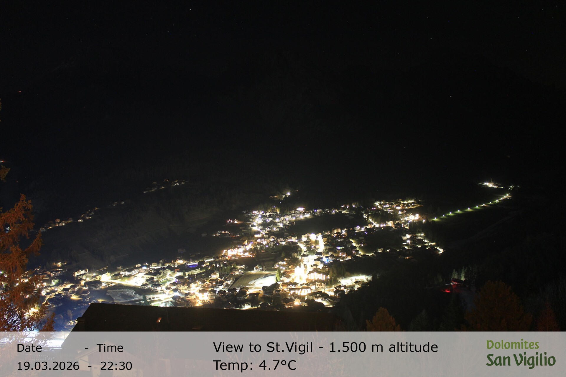 Archiv Foto Webcam Sicht auf St. Vigil in Enneberg im Südtiroler Pustertal (1.500 m)