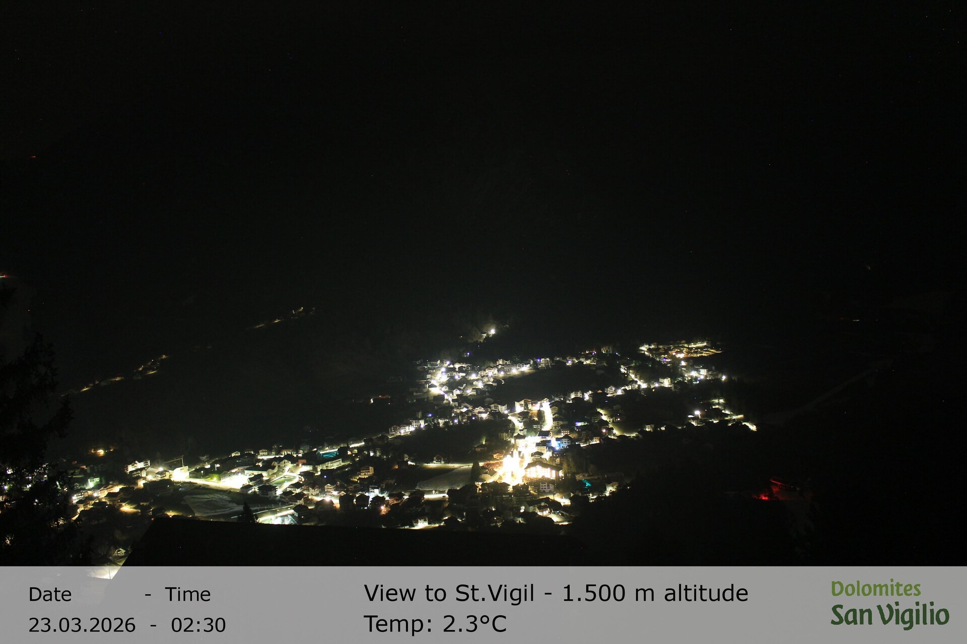 Archiv Foto Webcam Sicht auf St. Vigil in Enneberg im Südtiroler Pustertal (1.500 m)