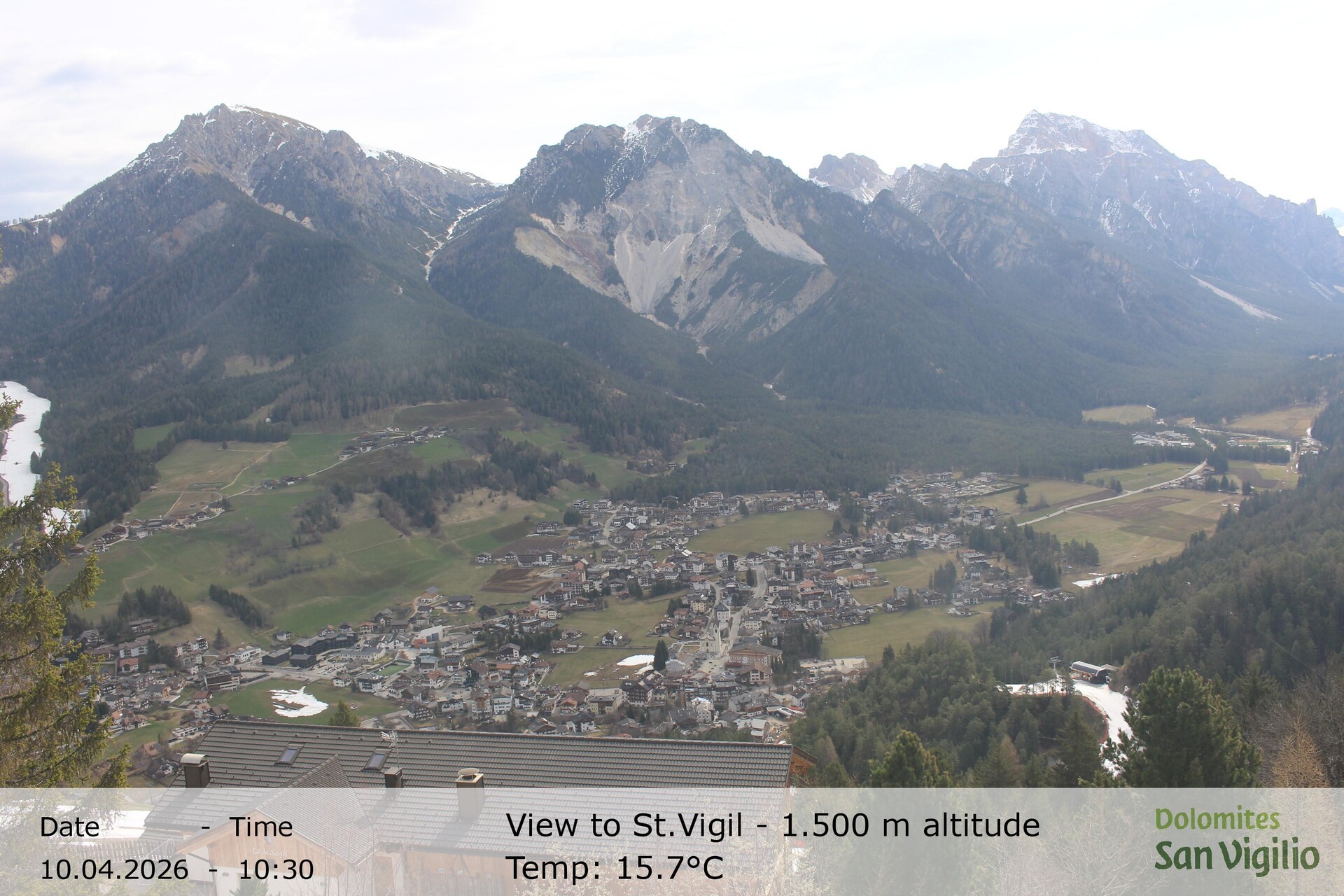 Archiv Foto Webcam Sicht auf St. Vigil in Enneberg im Südtiroler Pustertal (1.500 m)