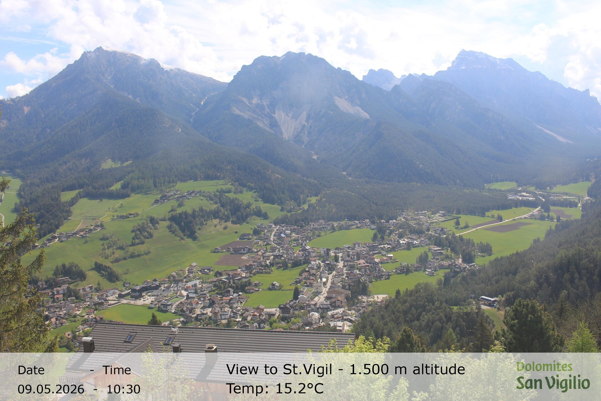 Archiv Foto Webcam Sicht auf St. Vigil in Enneberg im Südtiroler Pustertal (1.500 m)