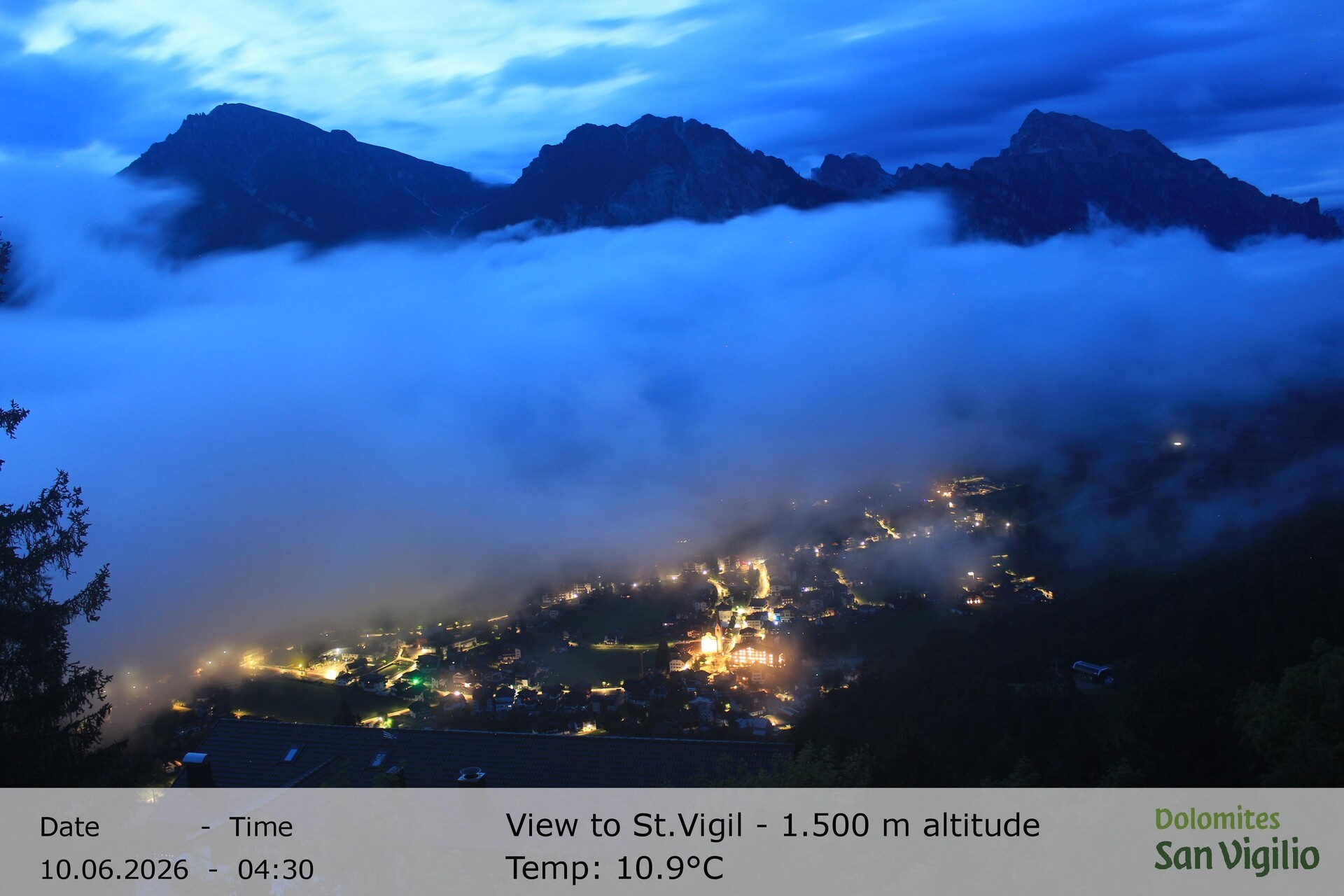 Archived image Webcam San Vigilio in South Tyrol at 1.500 m