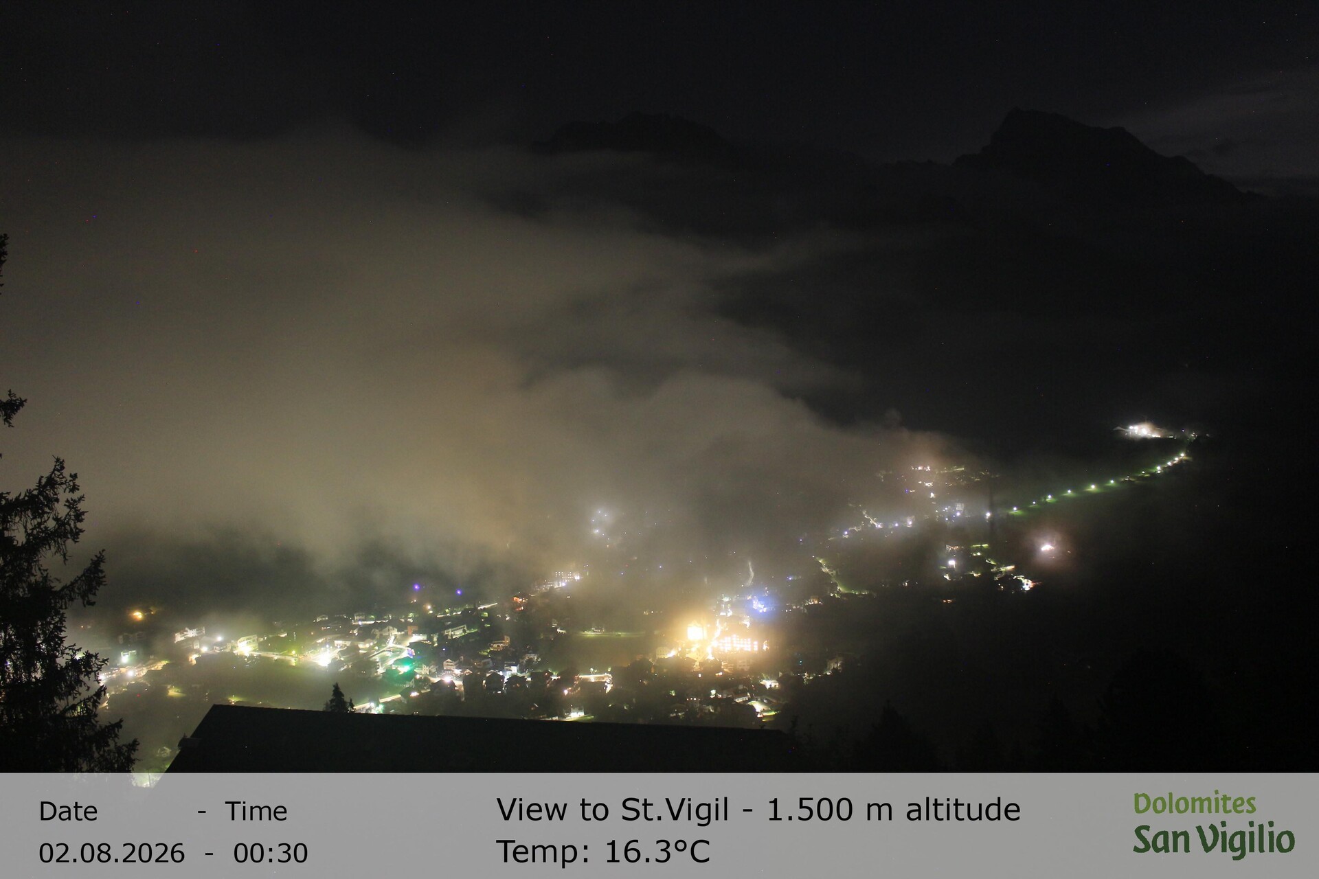 Archiv Foto Webcam Sicht auf St. Vigil in Enneberg im Südtiroler Pustertal (1.500 m)