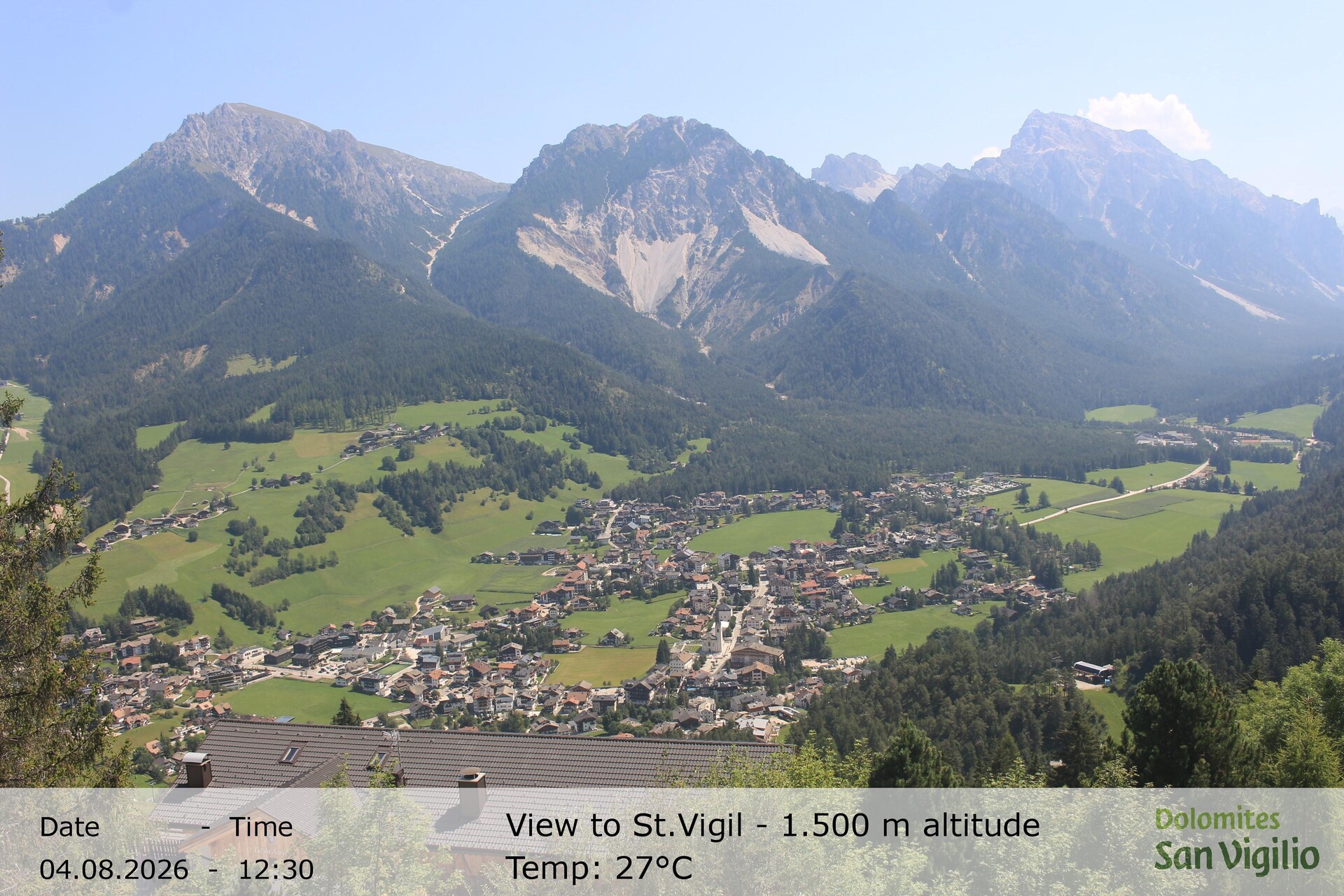 Archiv Foto Webcam Sicht auf St. Vigil in Enneberg im Südtiroler Pustertal (1.500 m)