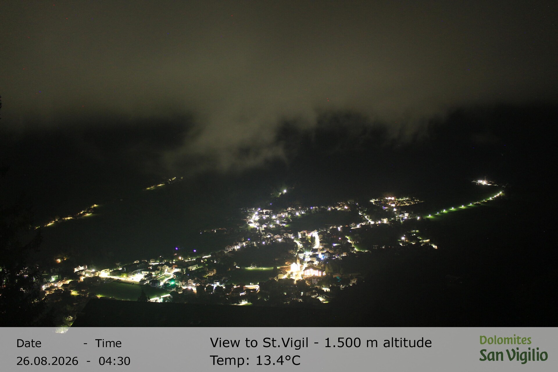 Archiv Foto Webcam Sicht auf St. Vigil in Enneberg im Südtiroler Pustertal (1.500 m)