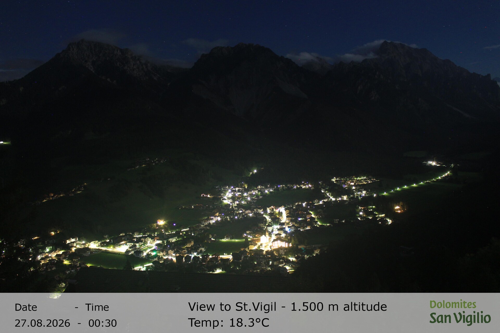 Archiv Foto Webcam Sicht auf St. Vigil in Enneberg im Südtiroler Pustertal (1.500 m)
