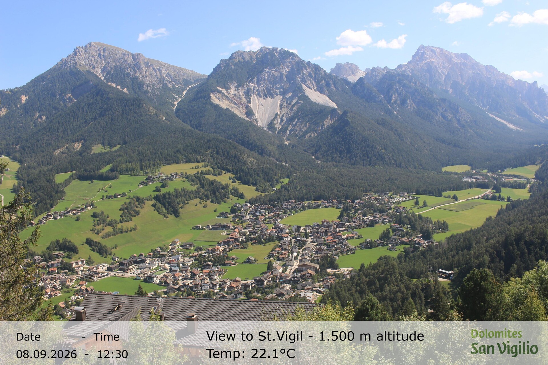Archiv Foto Webcam Sicht auf St. Vigil in Enneberg im Südtiroler Pustertal (1.500 m)