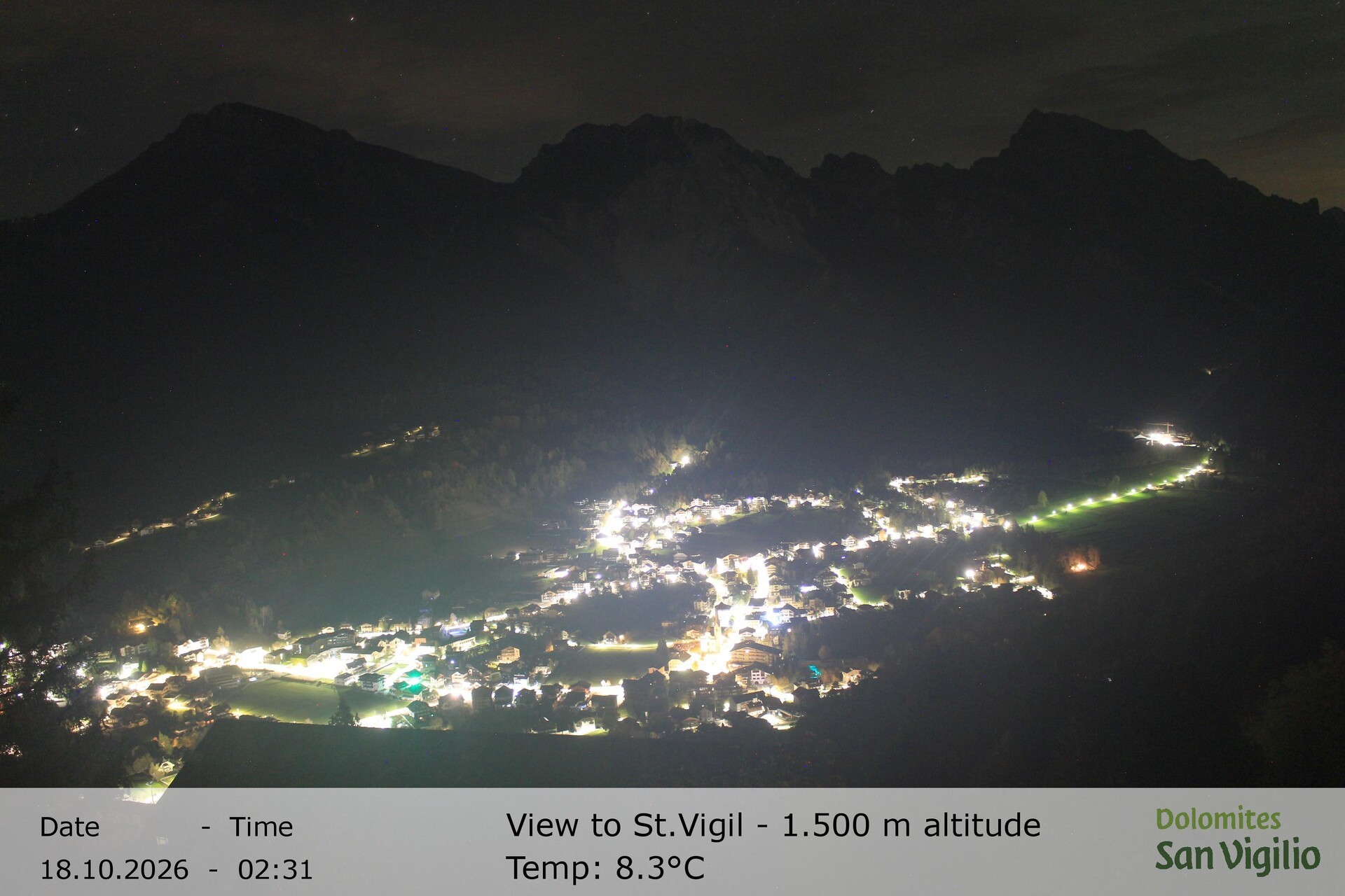 Archiv Foto Webcam Sicht auf St. Vigil in Enneberg im Südtiroler Pustertal (1.500 m)