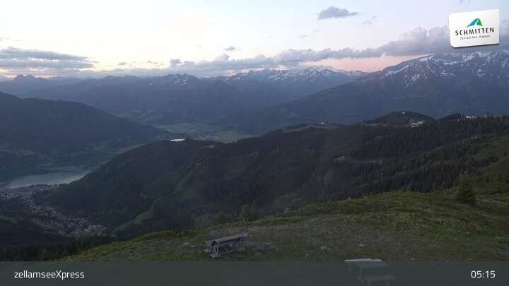 Archived image Webcam zellamseeXpress Top Station