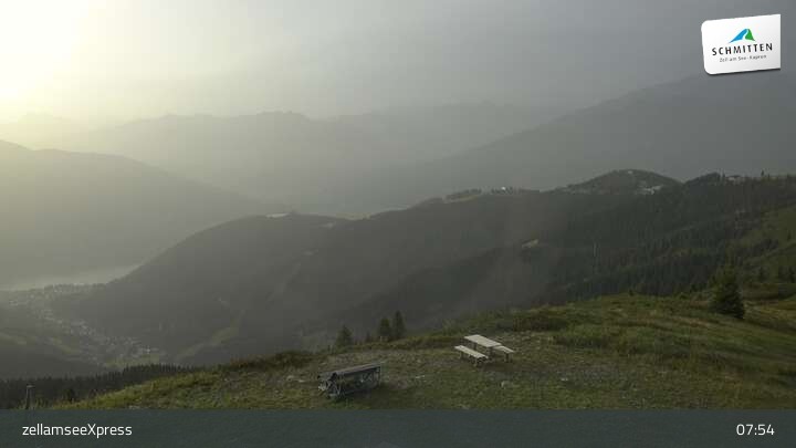 Archived image Webcam zellamseeXpress Top Station