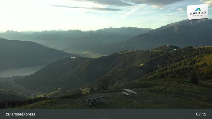 Archived image Webcam zellamseeXpress Top Station