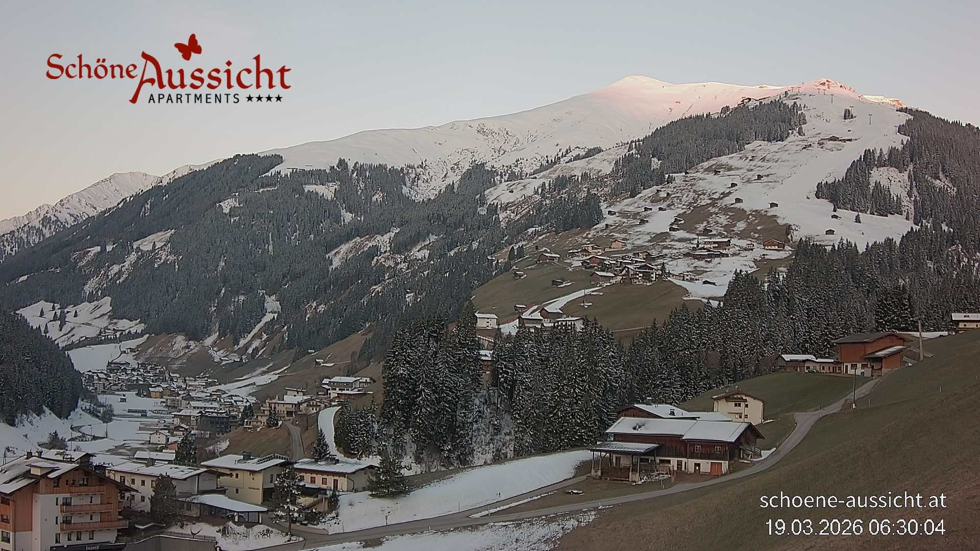 Archiv Foto Webcam Tux Lanersbach - Ausblick Appartements Schöne Aussicht