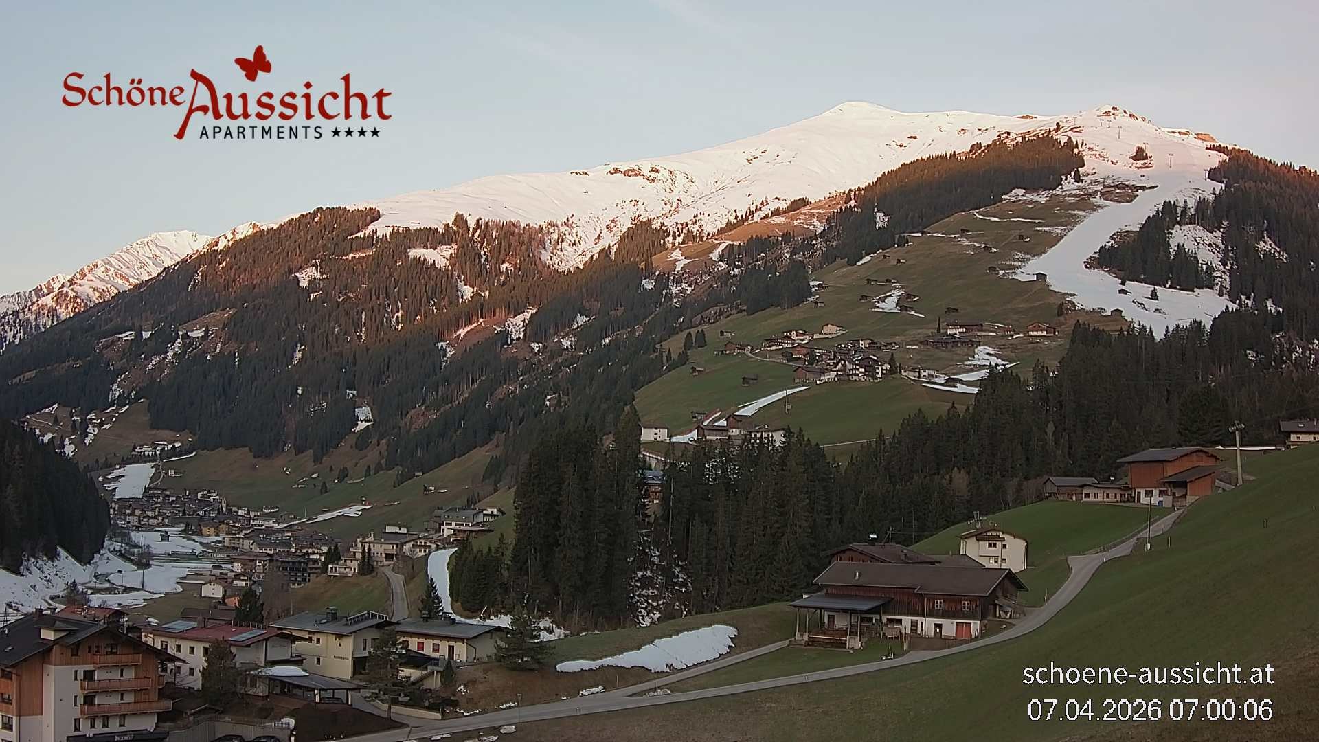 Archiv Foto Webcam Tux Lanersbach - Ausblick Appartements Schöne Aussicht