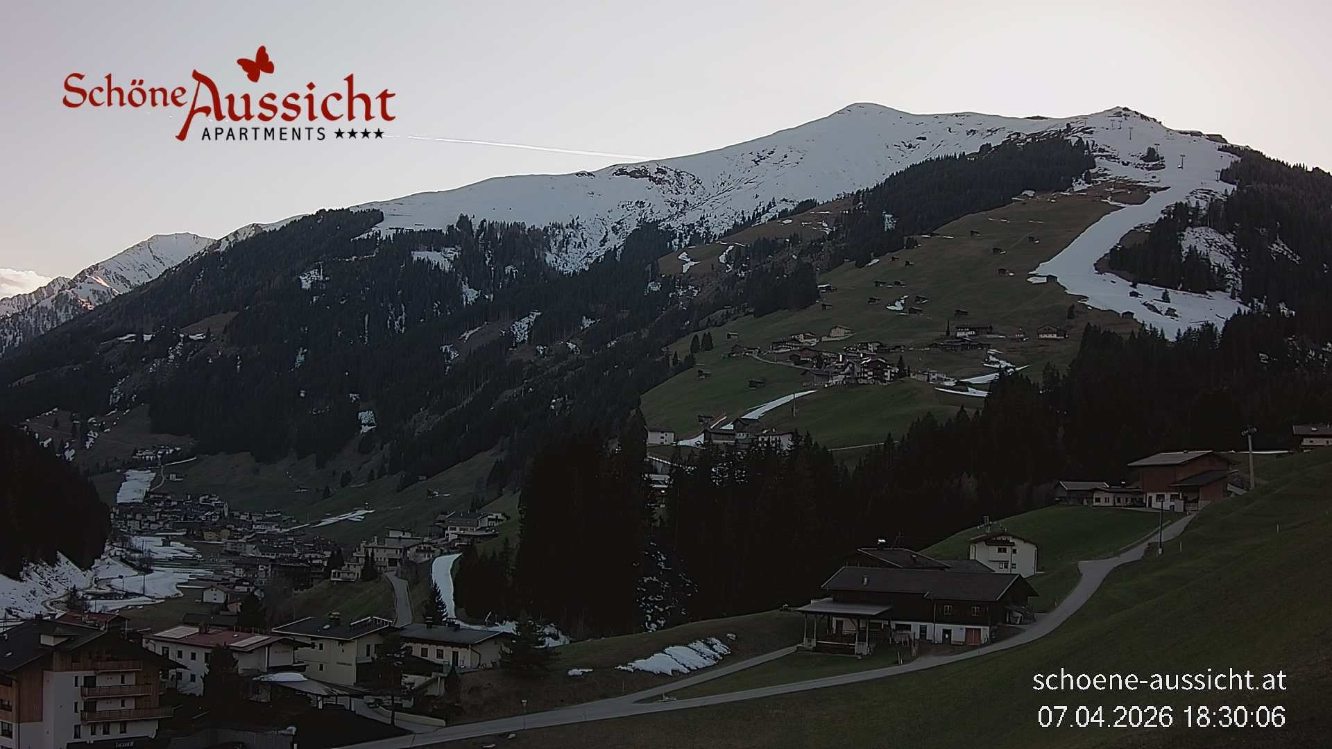 Archiv Foto Webcam Tux Lanersbach - Ausblick Appartements Schöne Aussicht