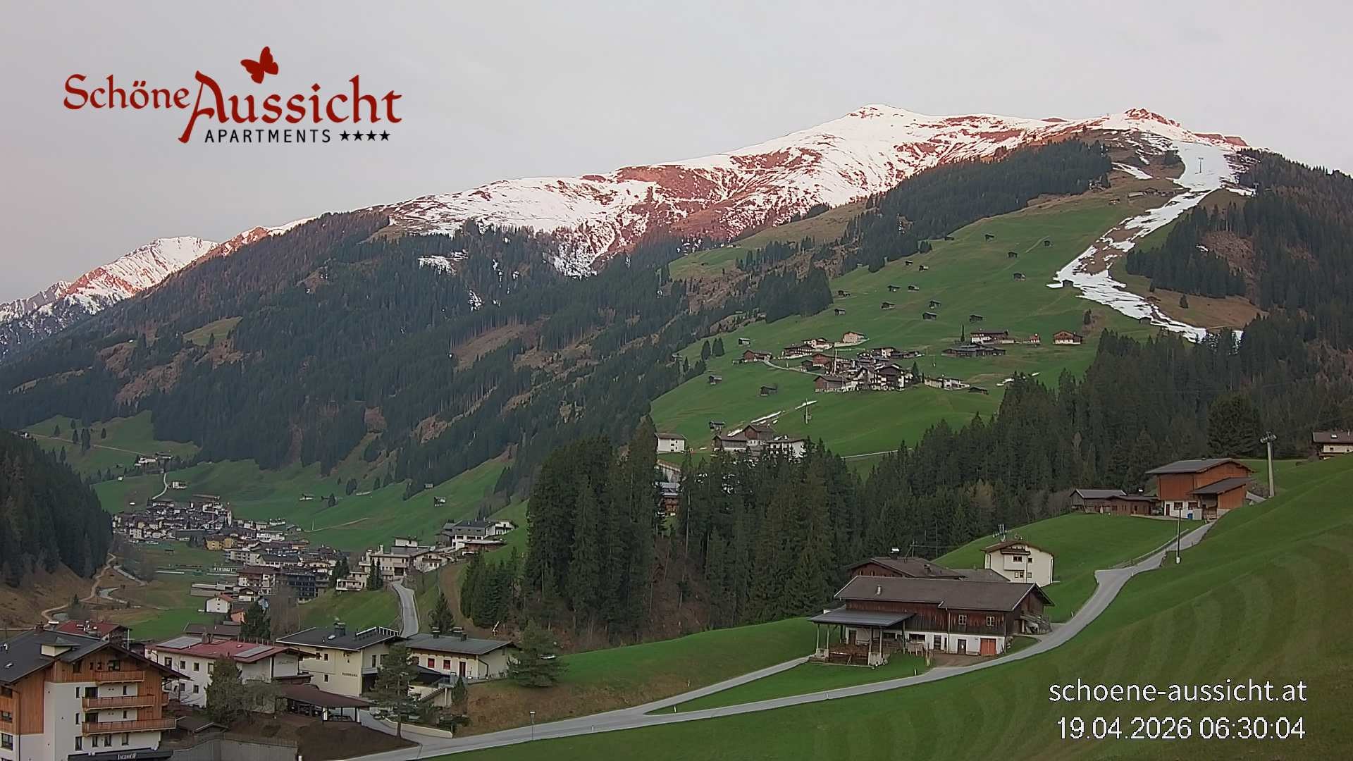 Archiv Foto Webcam Tux Lanersbach - Ausblick Appartements Schöne Aussicht