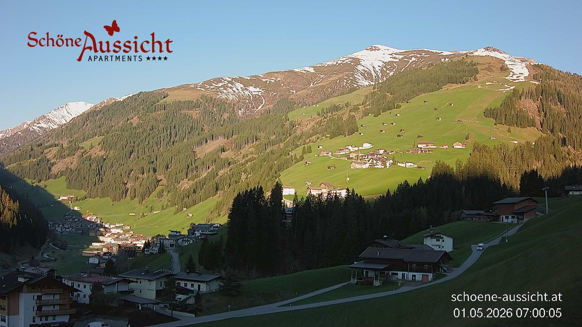Archiv Foto Webcam Tux Lanersbach - Ausblick Appartements Schöne Aussicht