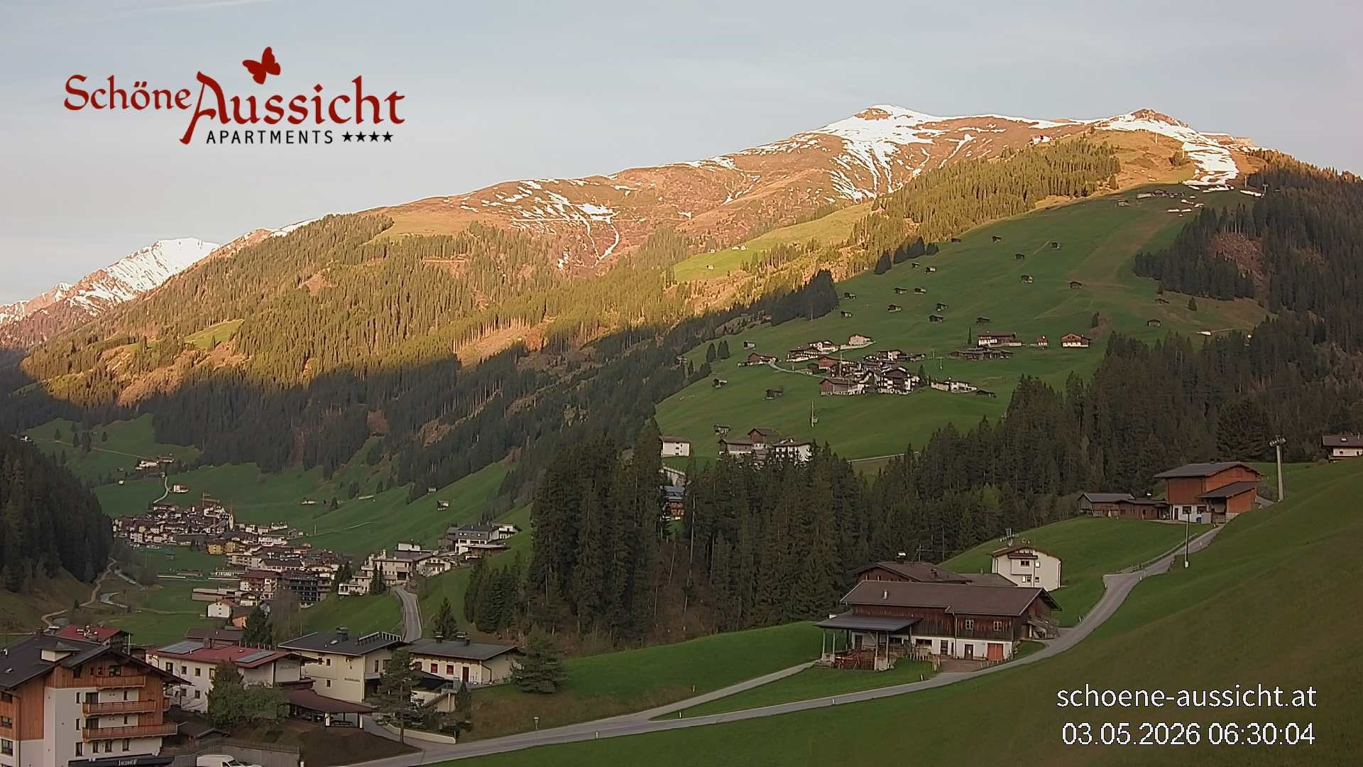 Archiv Foto Webcam Tux Lanersbach - Ausblick Appartements Schöne Aussicht