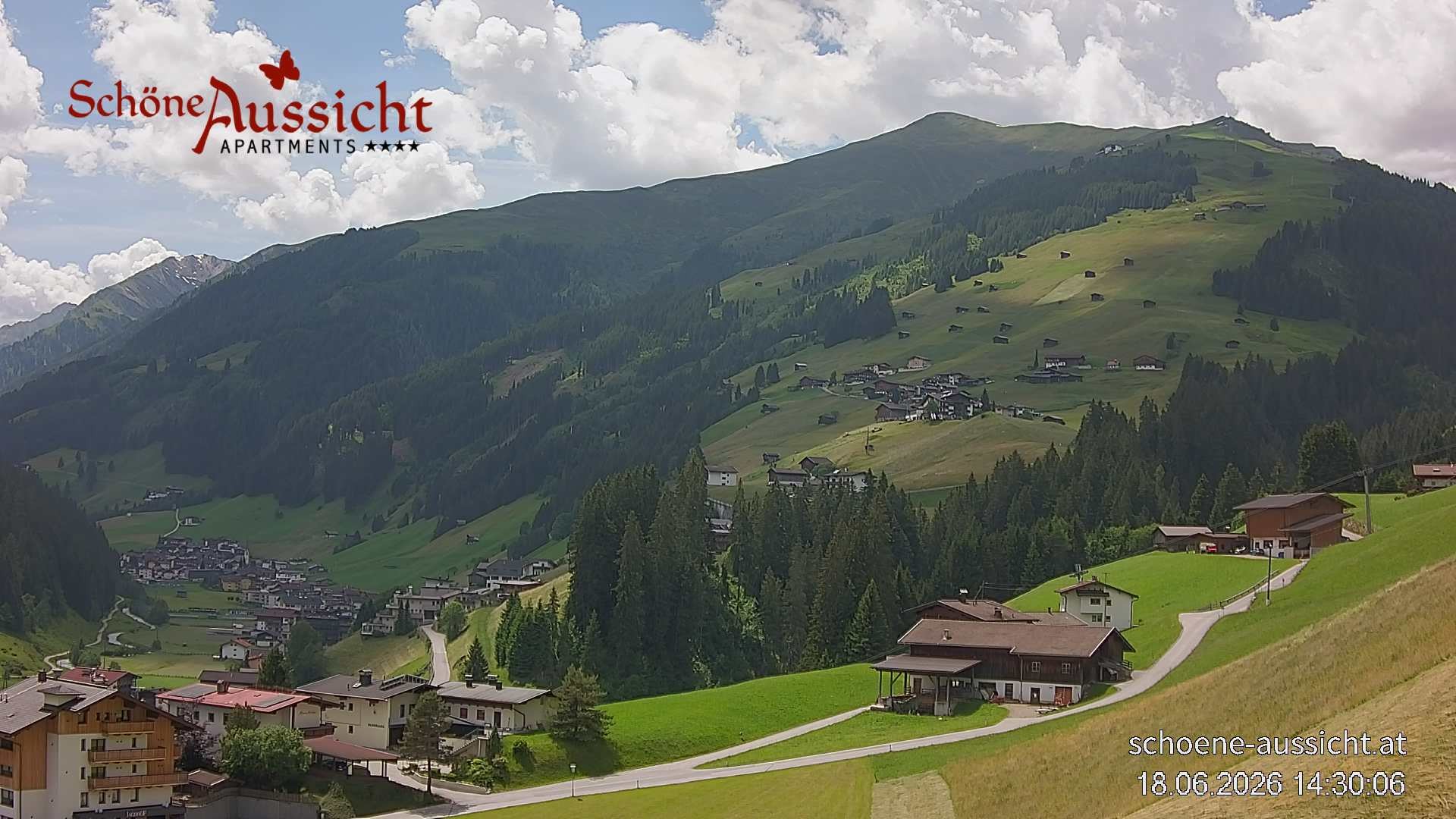 Archiv Foto Webcam Tux Lanersbach - Ausblick Appartements Schöne Aussicht