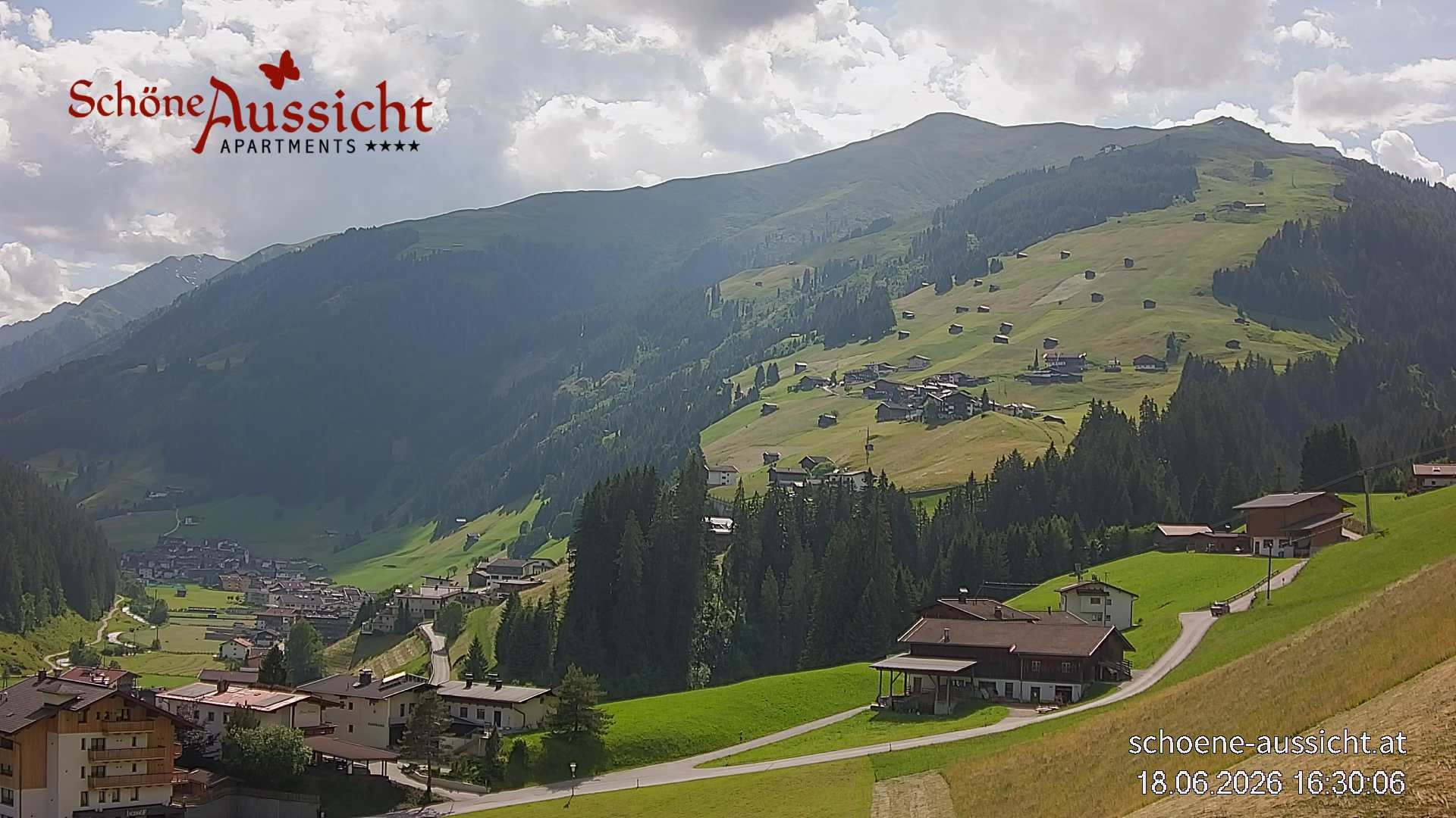 Archiv Foto Webcam Tux Lanersbach - Ausblick Appartements Schöne Aussicht