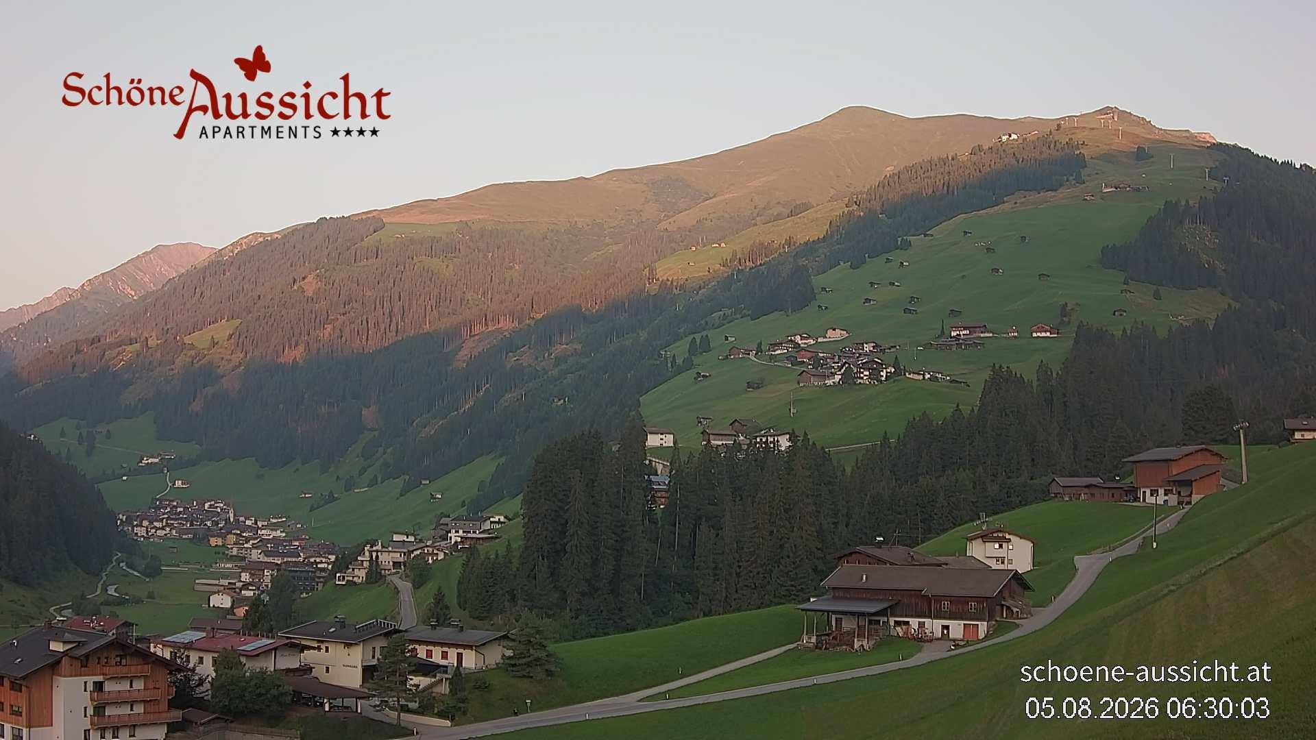 Archiv Foto Webcam Tux Lanersbach - Ausblick Appartements Schöne Aussicht