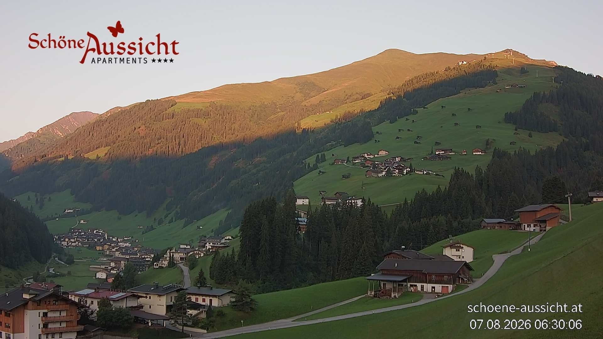 Archiv Foto Webcam Tux Lanersbach - Ausblick Appartements Schöne Aussicht