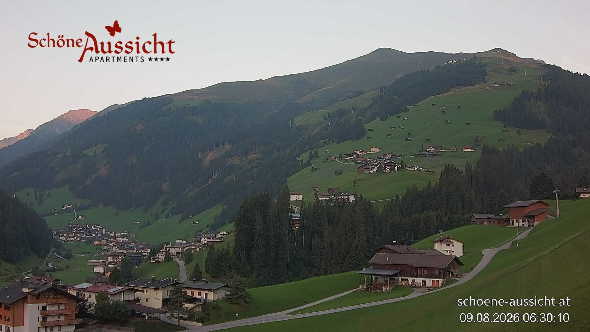 Archiv Foto Webcam Tux Lanersbach - Ausblick Appartements Schöne Aussicht