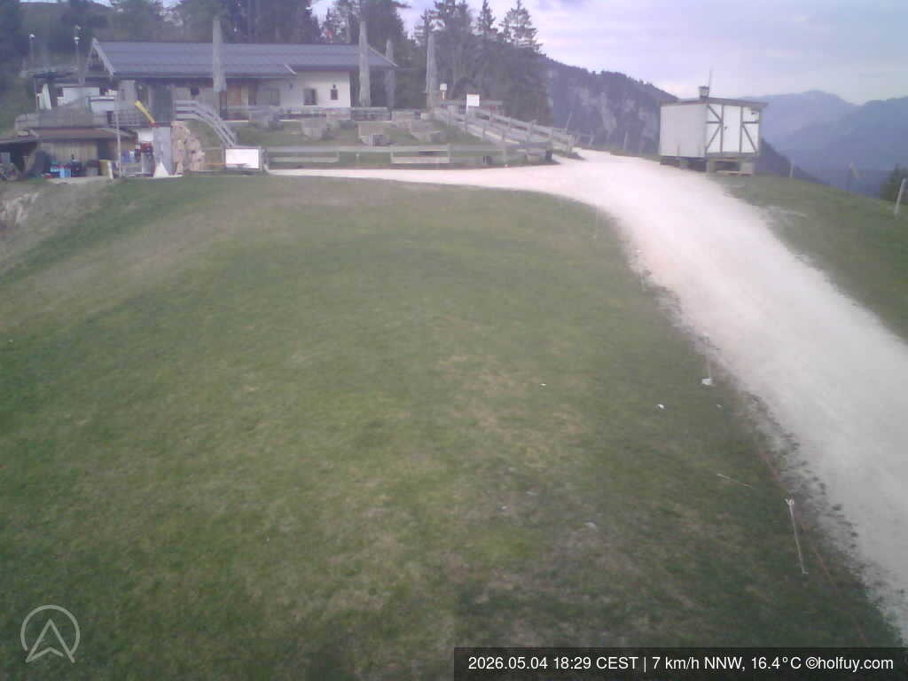 Archiv Foto Webcam Rauschberg in Ruhpolding - Startplatz Drachenflieger