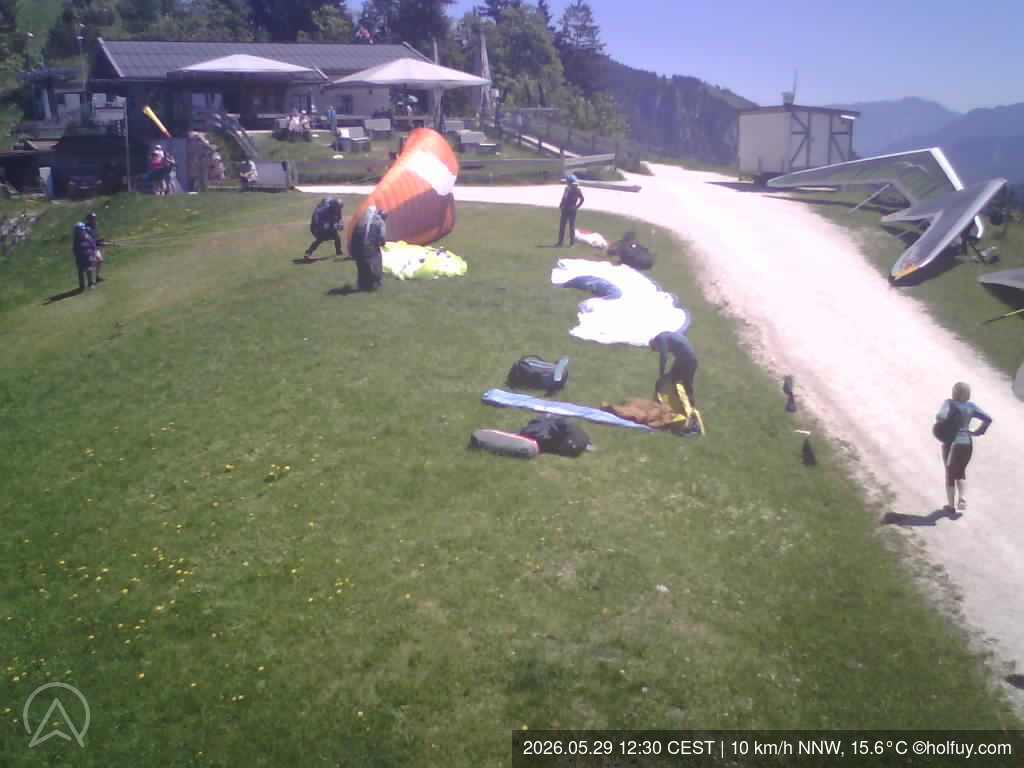Archiv Foto Webcam Rauschberg in Ruhpolding - Startplatz Drachenflieger