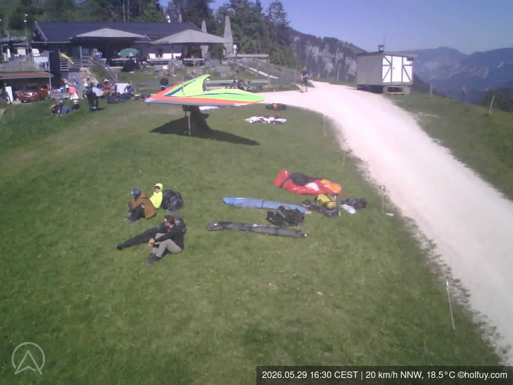 Archiv Foto Webcam Rauschberg in Ruhpolding - Startplatz Drachenflieger