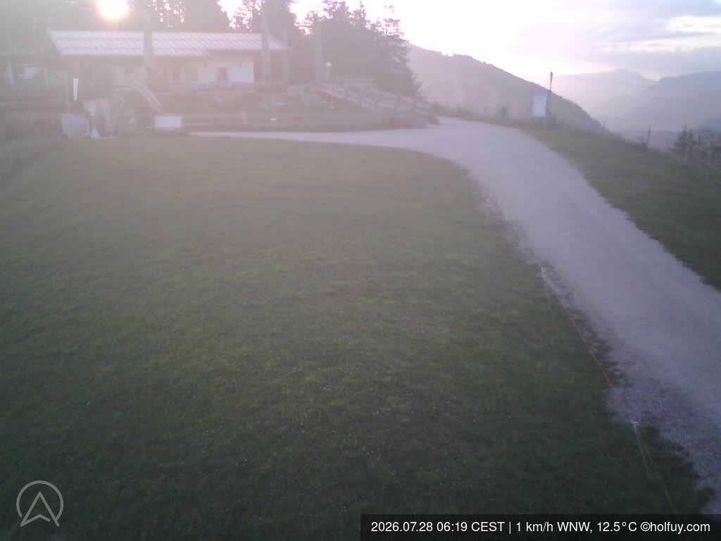 Archiv Foto Webcam Rauschberg in Ruhpolding - Startplatz Drachenflieger