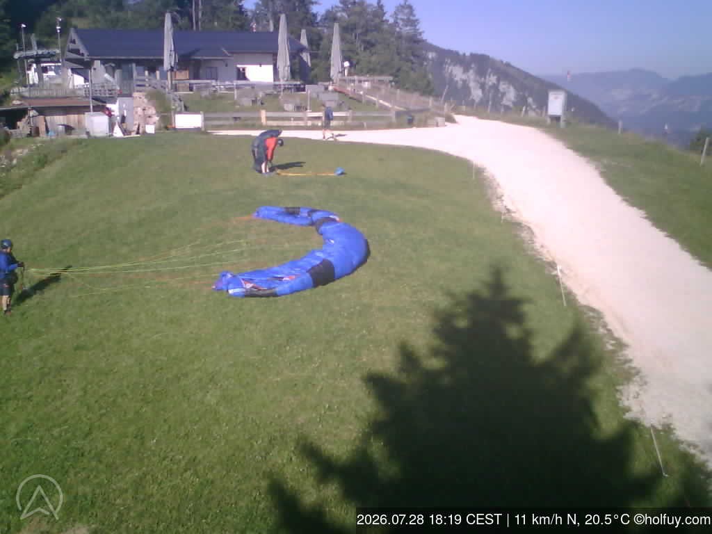 Archiv Foto Webcam Rauschberg in Ruhpolding - Startplatz Drachenflieger