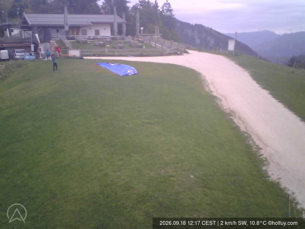 Archiv Foto Webcam Rauschberg in Ruhpolding - Startplatz Drachenflieger