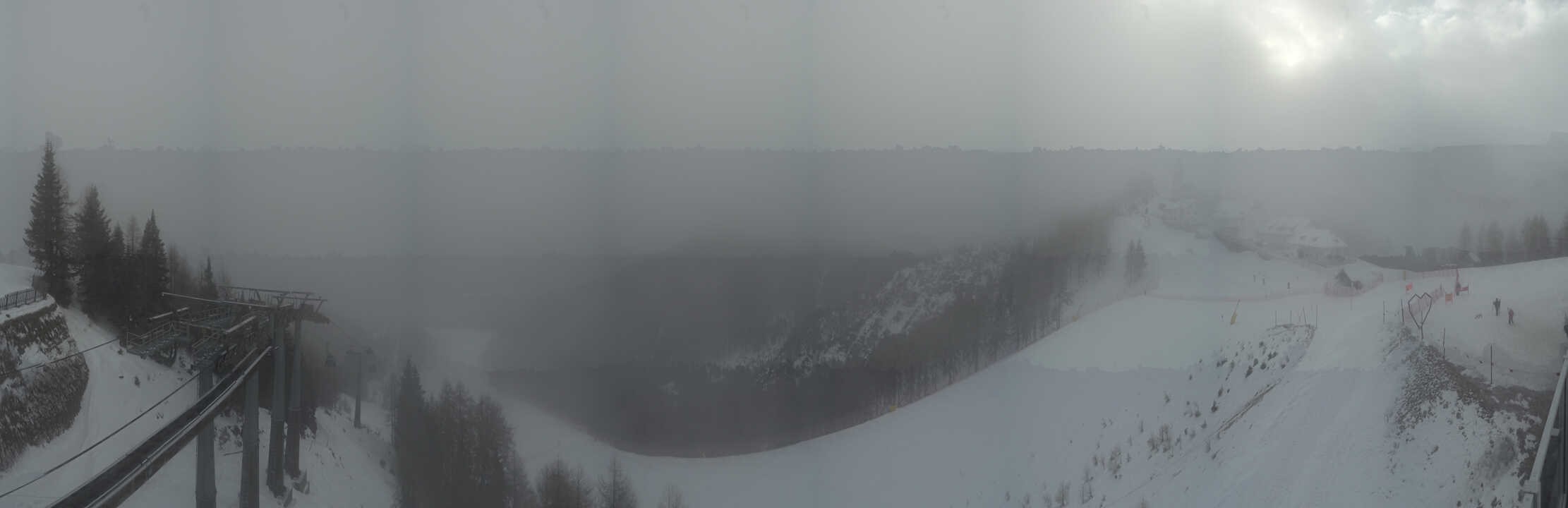Archiv Foto Webcam Tarvisio - Bergstation Monte Lussari