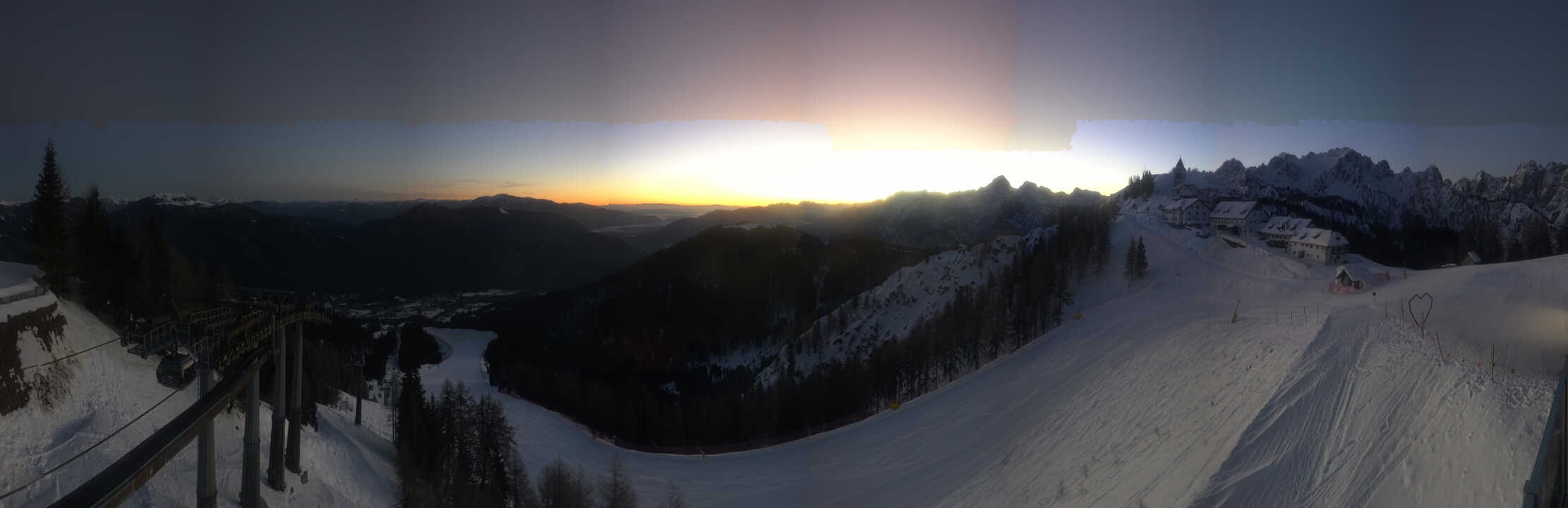 Archived image Webcam Top station Monte Lussari