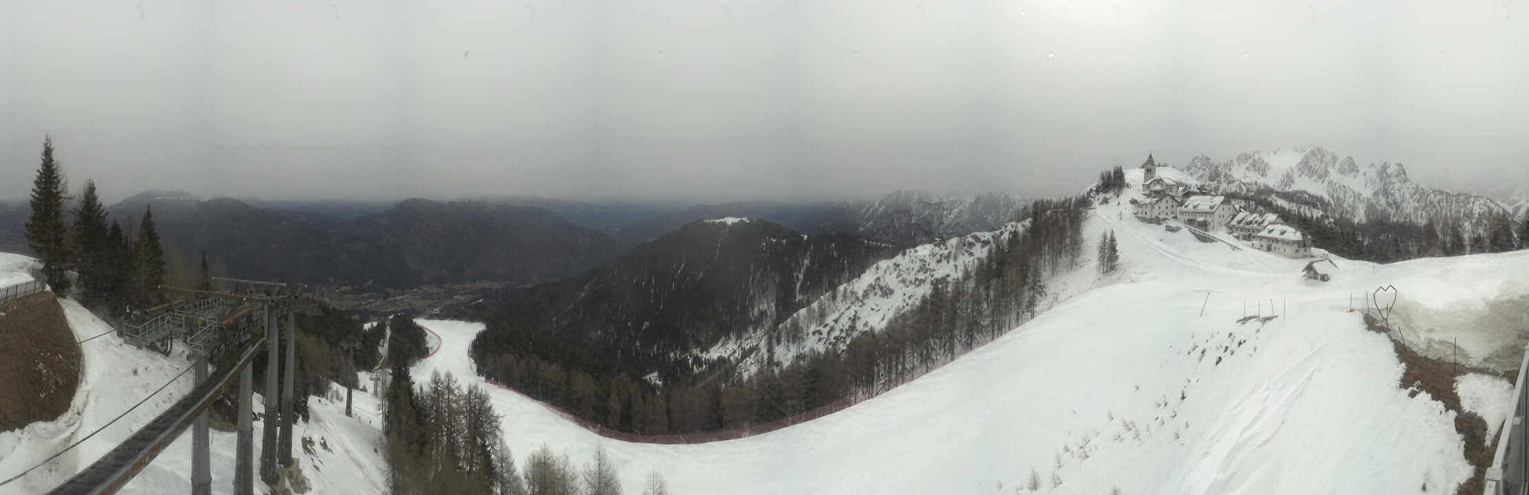 Archiv Foto Webcam Tarvisio - Bergstation Monte Lussari