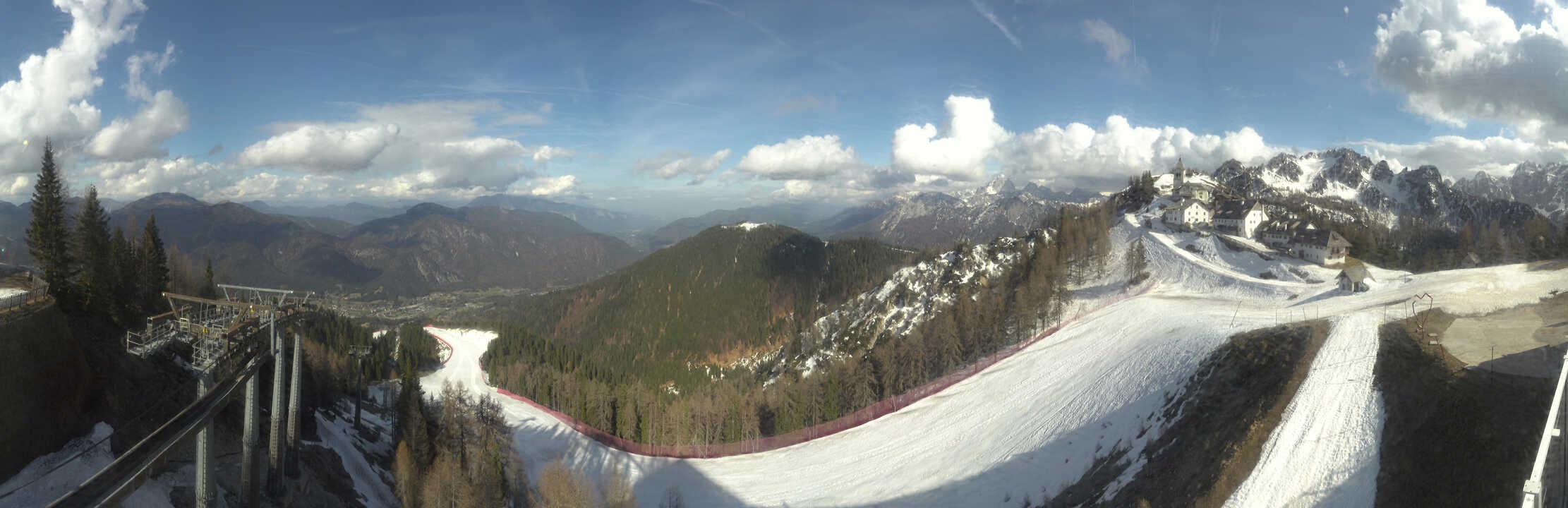 Archived image Webcam Top station Monte Lussari