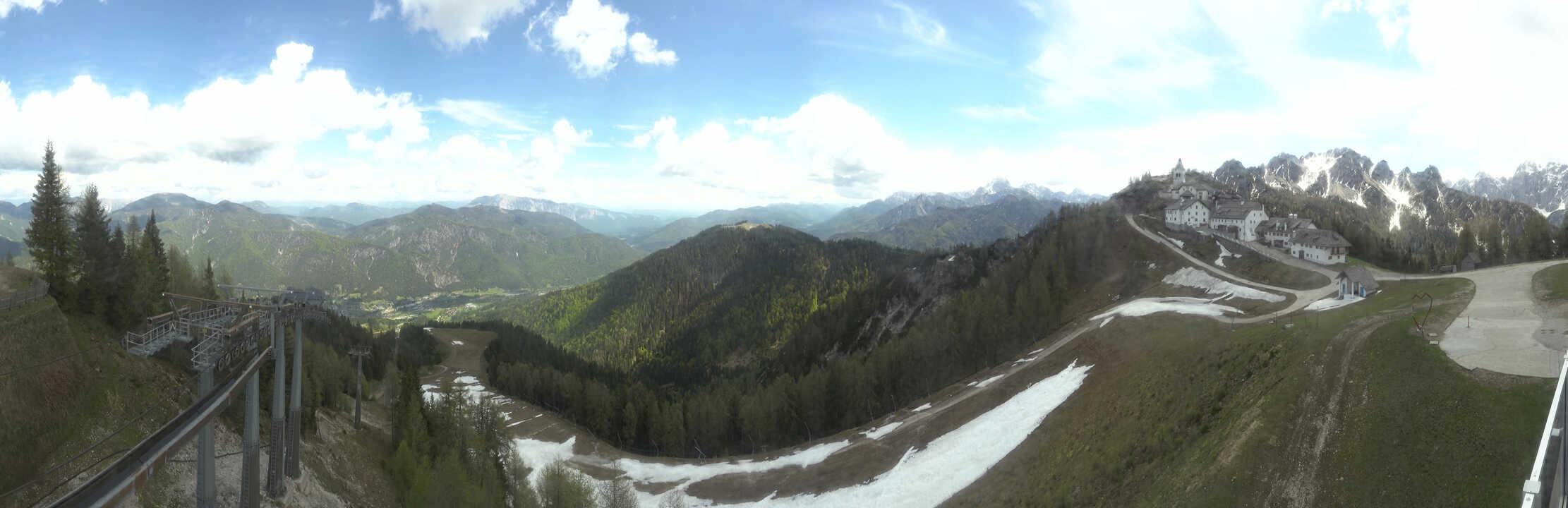 Archived image Webcam Top station Monte Lussari