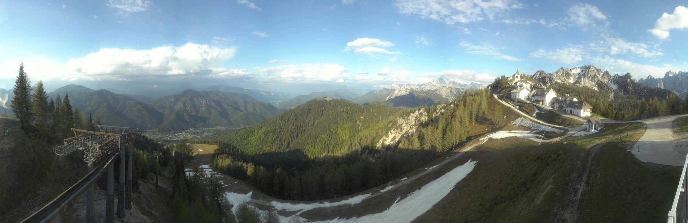 Archived image Webcam Top station Monte Lussari