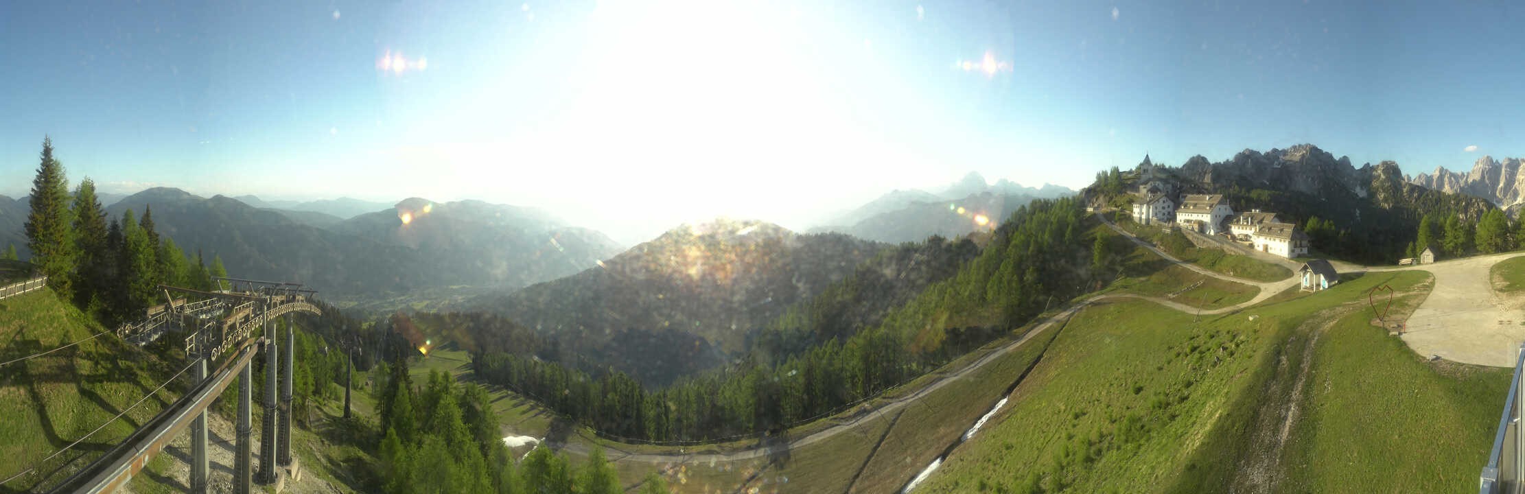 Archived image Webcam Top station Monte Lussari