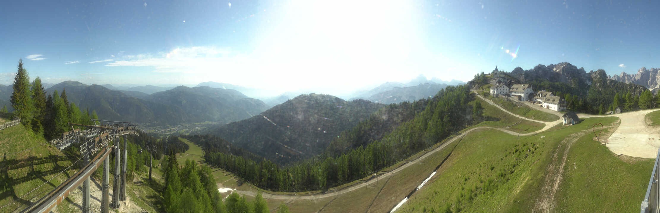Archived image Webcam Top station Monte Lussari