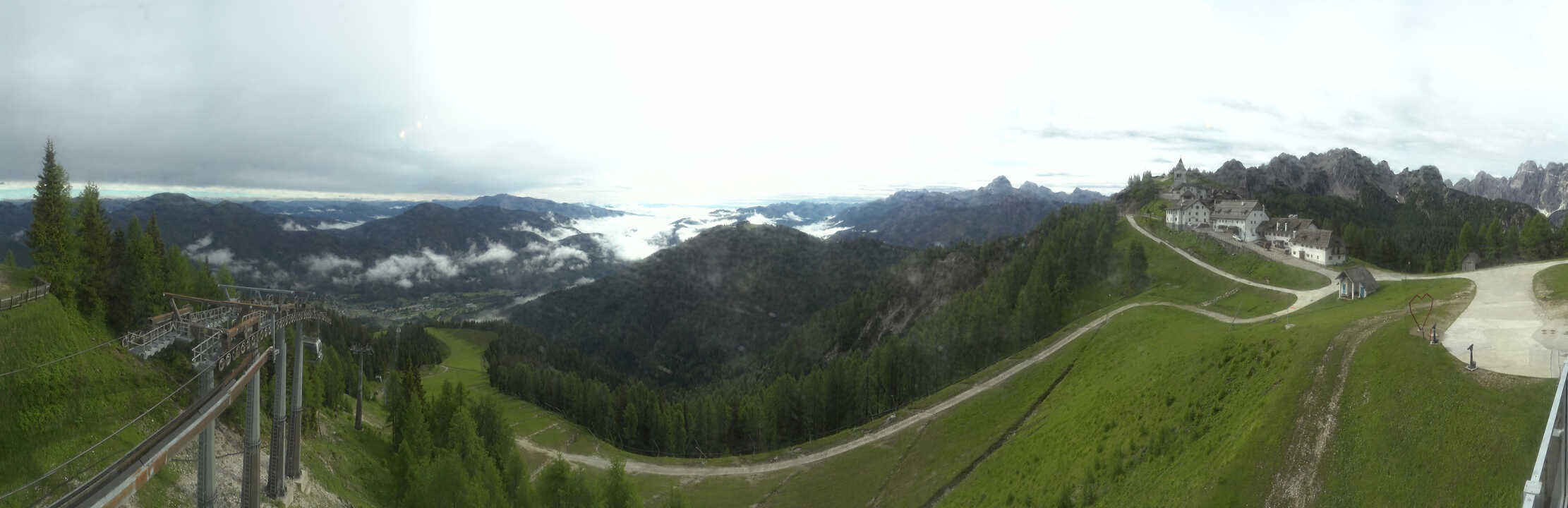 Archived image Webcam Top station Monte Lussari