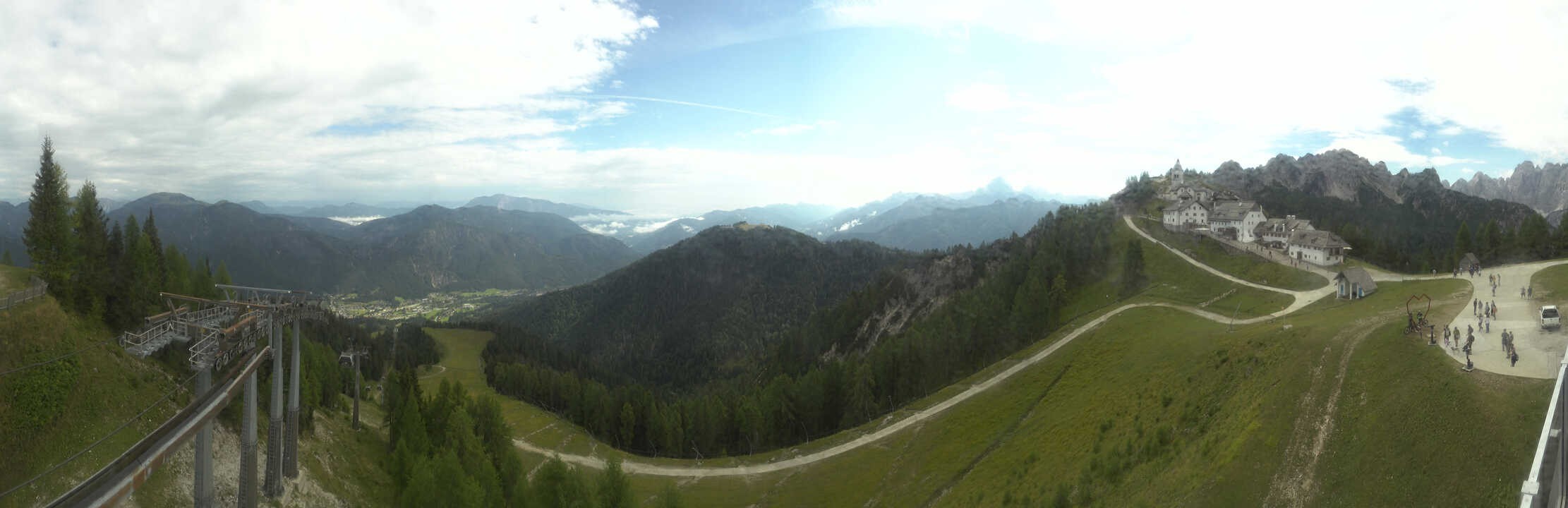 Archiv Foto Webcam Tarvisio - Bergstation Monte Lussari