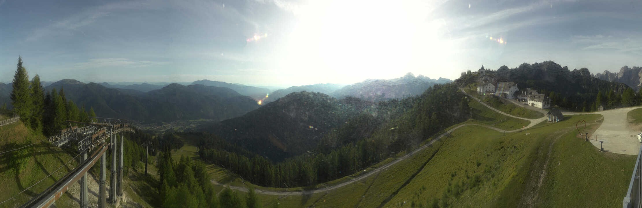 Archiv Foto Webcam Tarvisio - Bergstation Monte Lussari