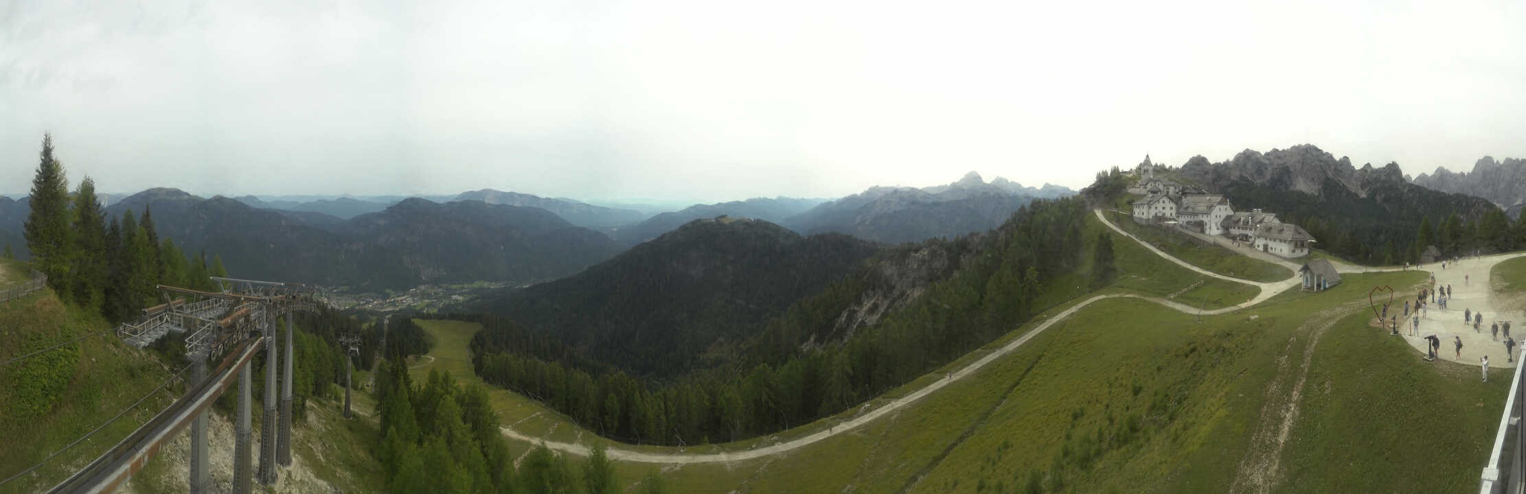 Archiv Foto Webcam Tarvisio - Bergstation Monte Lussari