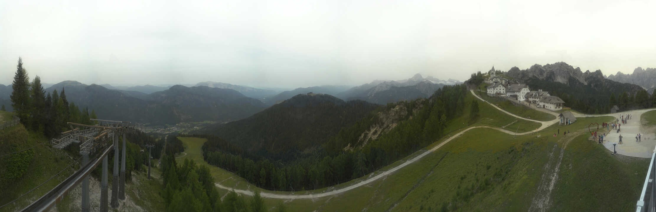 Archiv Foto Webcam Tarvisio - Bergstation Monte Lussari